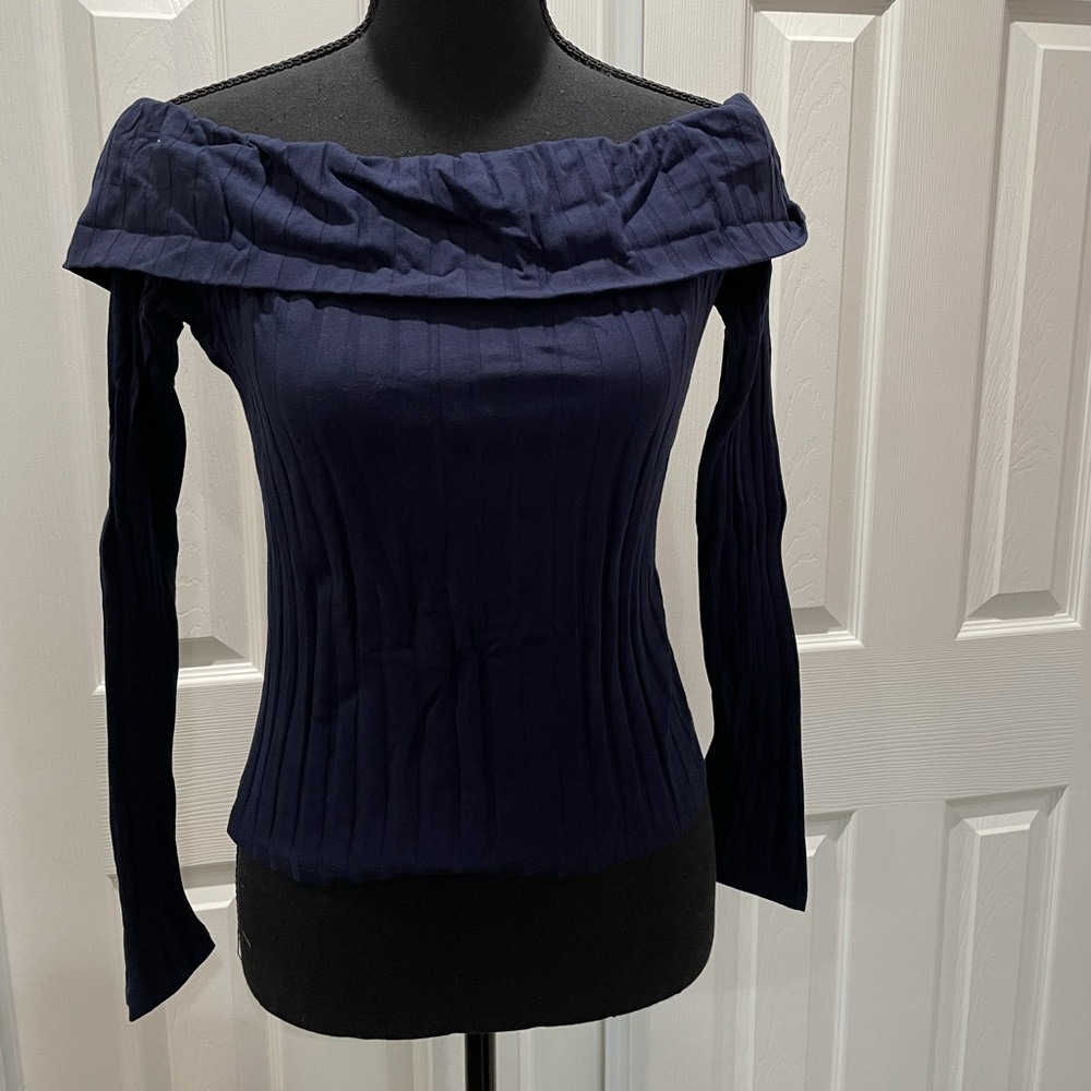 SHEIN TOP - Picture 2 of 6